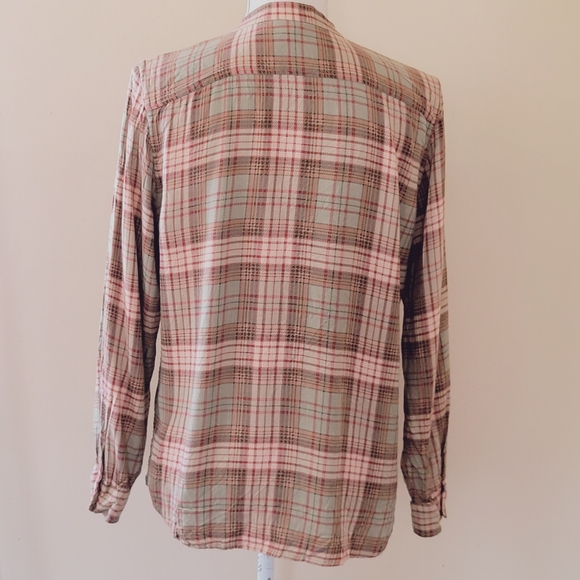 Chaps plaid button down size large - Picture 4 of 5